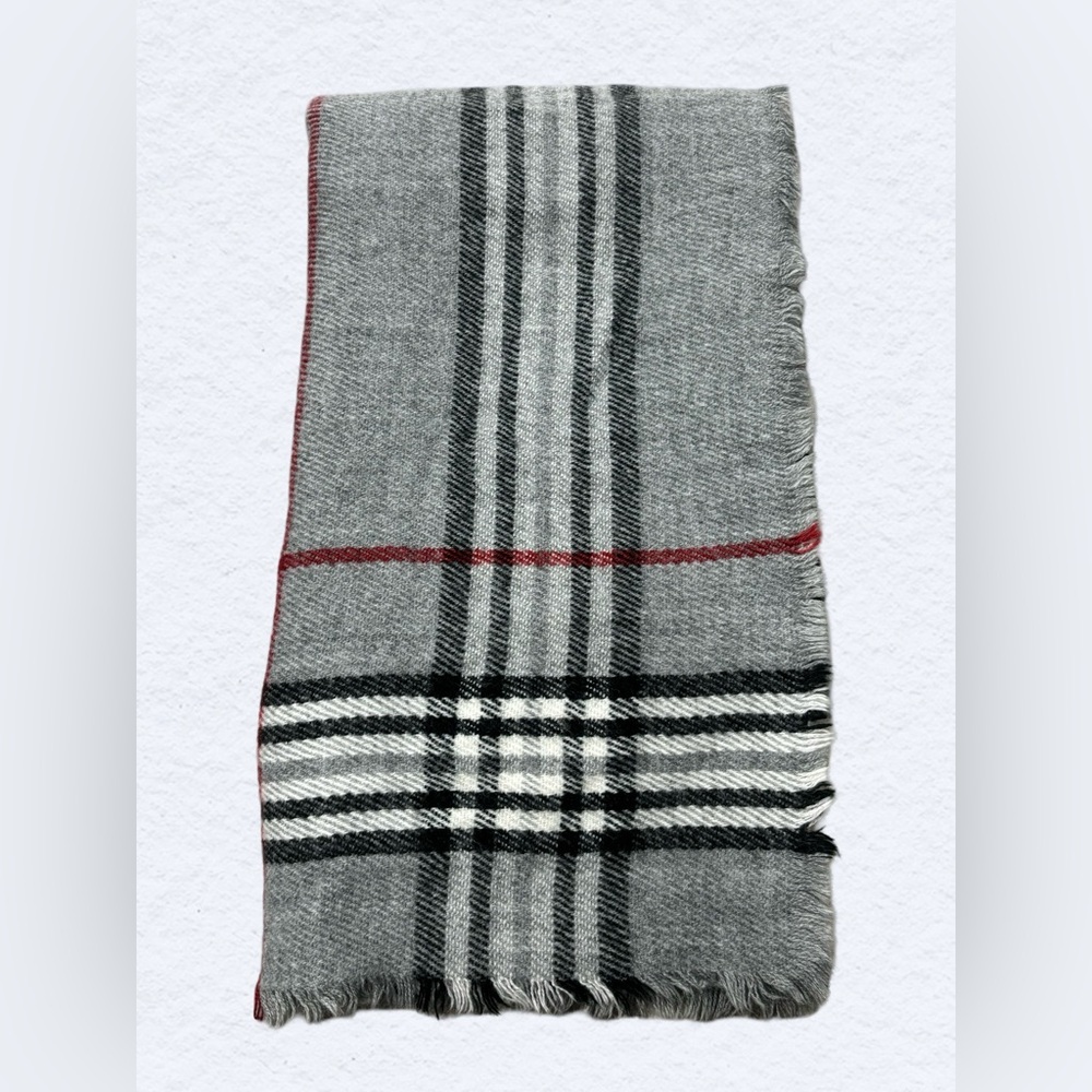 Classic Gray Plaid scarf
